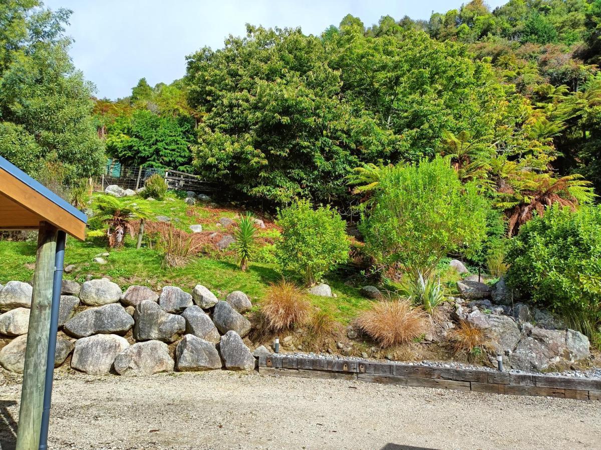 Riverstone Retreat Karamea Exteriér fotografie